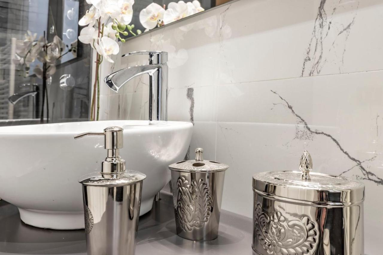 Lejlighed Trevi Luxury Jacuzzi *
